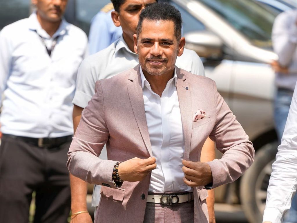 हिंदुत्व राजनीति, रॉबर्ट वाड्रा