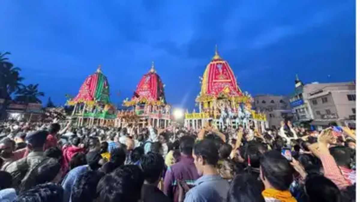 Jagannath Rath Yatra 2025: पुरी में भगदड़, 3 की मौत 1 Jagannath Rath Yatra Tragedy: Puri में भगदड़ 3 Dead, कई Injured