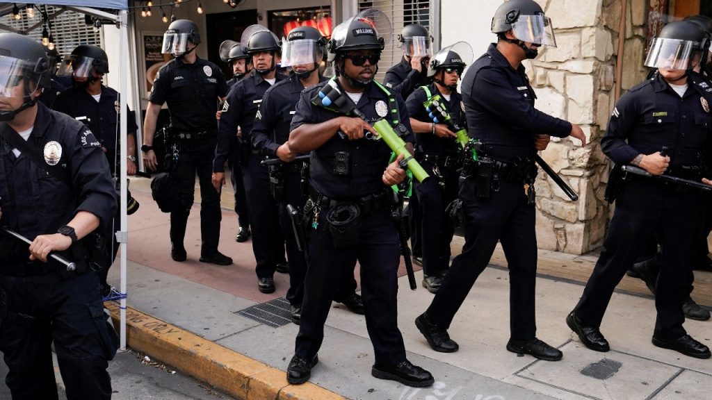 la protests 103914517 16x9 0 1
