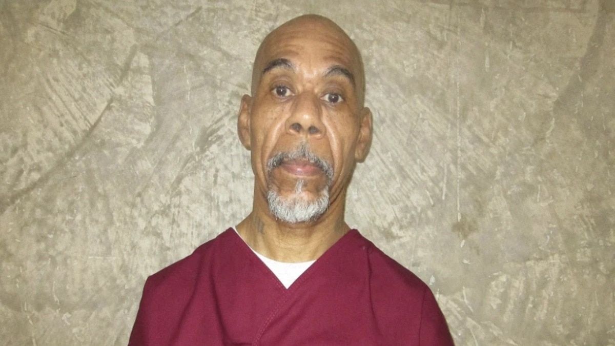 Oklahoma Controversy: Judge Hits Pause on John Fitzgerald Hanson's Execution Amid Clemency Debate 1 oklahoma department of corrections shows john fitzgerald hanson 092100769